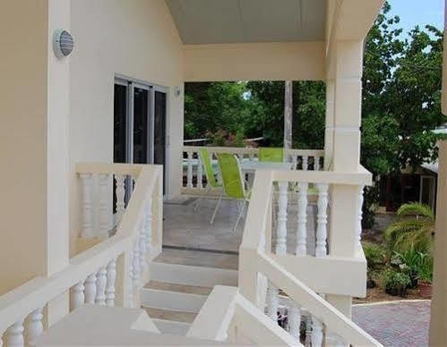 וילמסטאד Wayaca Mini Resort מראה חיצוני תמונה