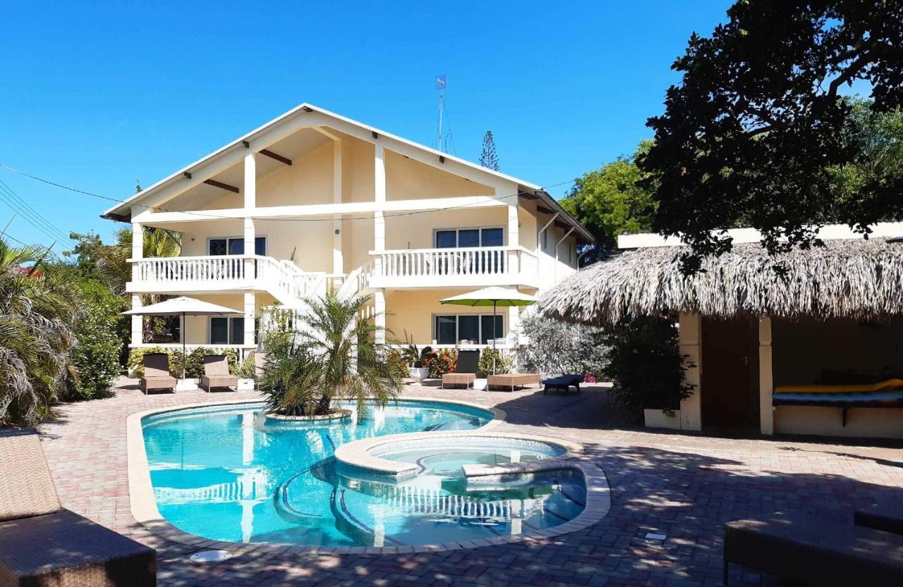 וילמסטאד Wayaca Mini Resort מראה חיצוני תמונה